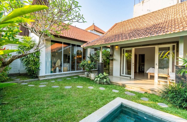 Jungle Amaranth Villa Canggu