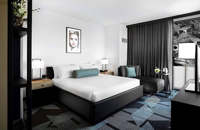 Just What You Were Looking For! Free Parking, Pets Allowed, Rooftop Pool