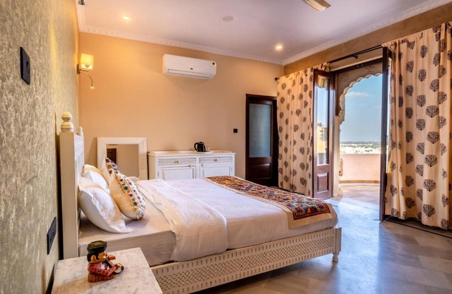 K D PALACE - Heritage Hotel On Fort
