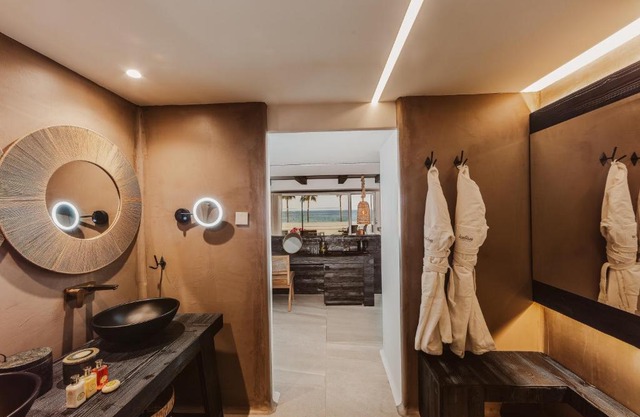 Kaliva Suites - Adults Only