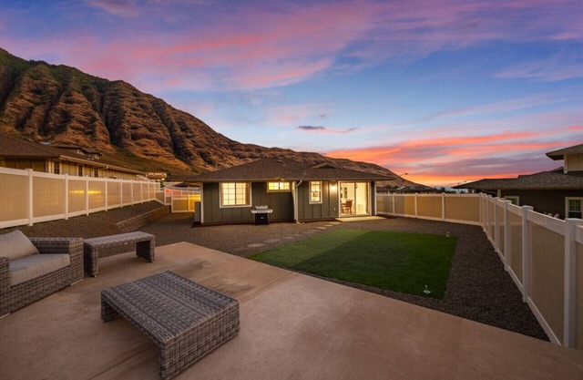 Kalo Homes ~ Surfside Serenity