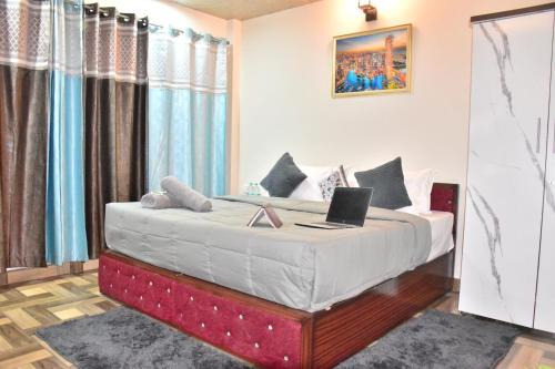 Kasauli City Central Inn Hotel