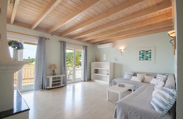 Telemahos apartamento de lujo junto a la playa