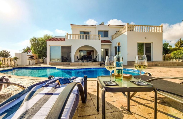 Katya-Sofia Villa - Tranquility with Sea View