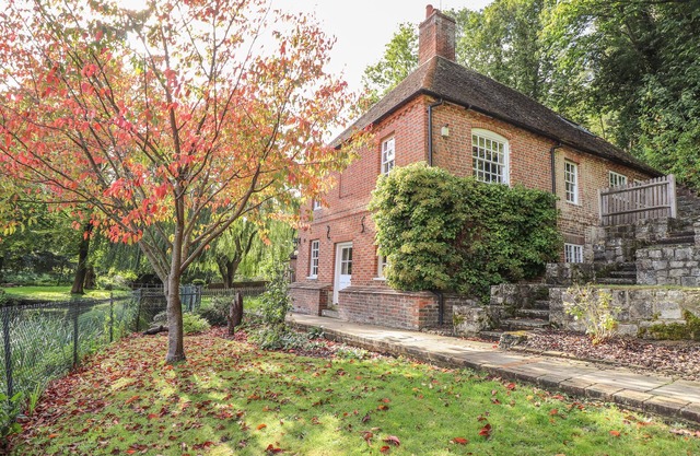 Casa del Guardián, HOLLINGBOURNE