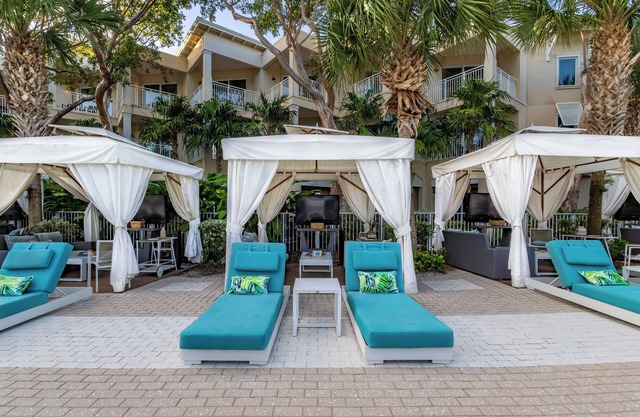 Coral Breeze with Resort Privileges