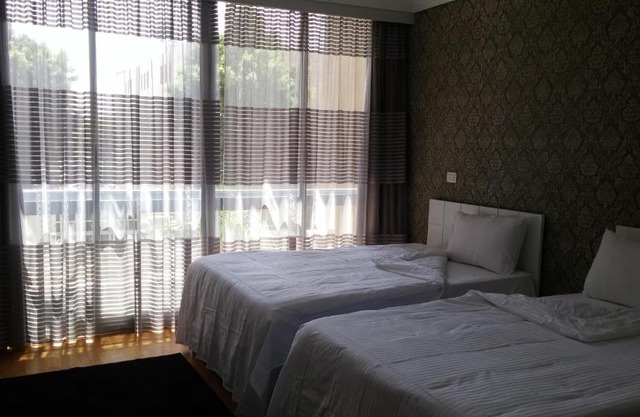 Khayatz Apartment