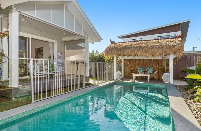 KIA ORANA ISLAND HOME