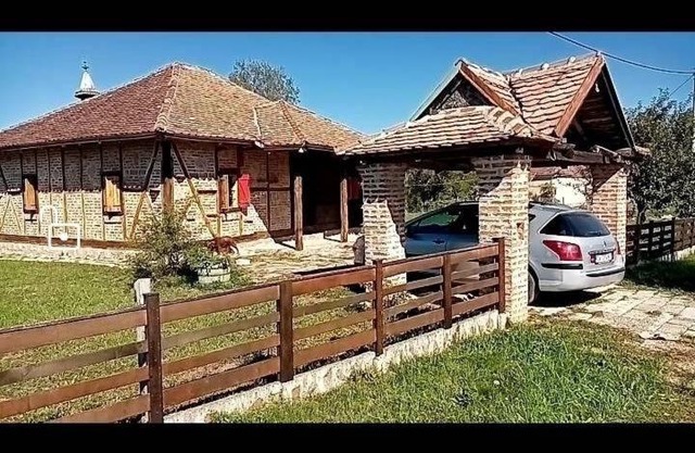 KONACI ČAKAREVIC