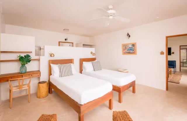 Suite Kotch de dos dormitorios frente al mar con piscina