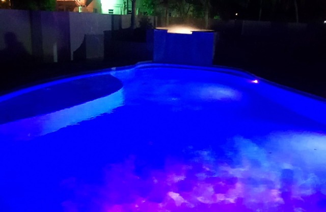 Kristin's Place en Bon Accord, Mins To Airport, Major Beaches, Island Tour