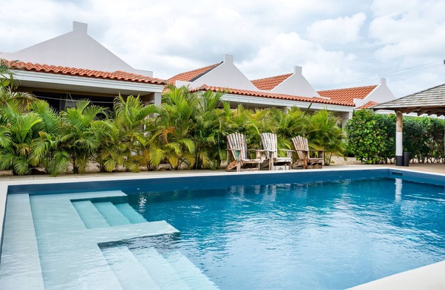 Kura Kabana Resort