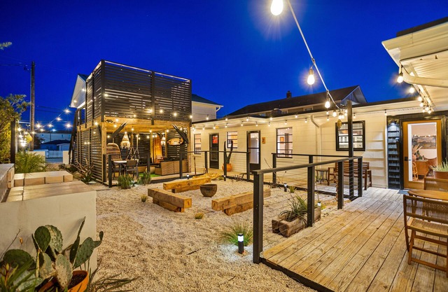 Peek a boo ocean view! Family-sized condo w/ private deck and entertaining area
