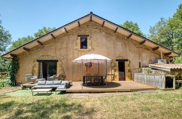 Casa de vacaciones 'L'Attrape Rêves' con terraza privada, jardín privado y Wi-Fi