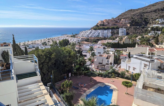 La Casa Redonda - ático con vistas al mar muy cerca de la playa
