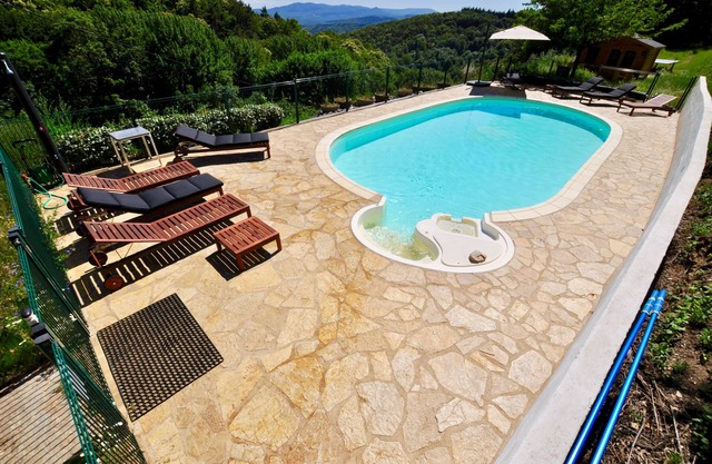 La Chataigne - Cosy gite with panoramic mountain views, immersed in beautiful nature