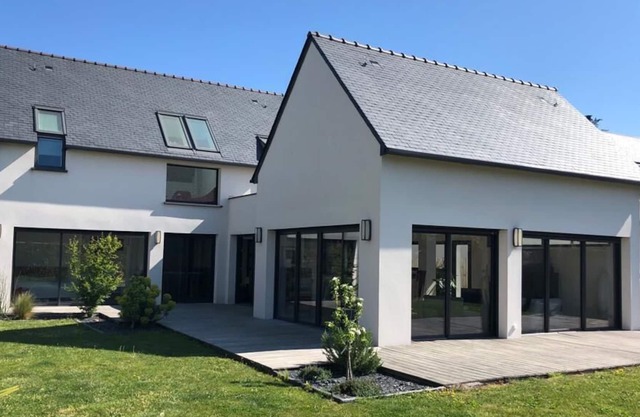 LA CLEMENTINIERE 4 bedrooms sleeps 8