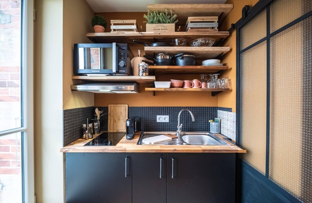 La cour de Philomène-Estudio-Apartamento-Baño Privado-Vista al patio