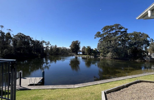 La Dolce Vita - Beautiful spacious Waterfront home
