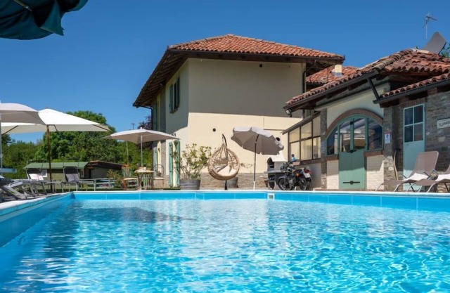 Casa de vacaciones La Lepre Danzante en Borgomale - 14 personas, 5 dormitorios