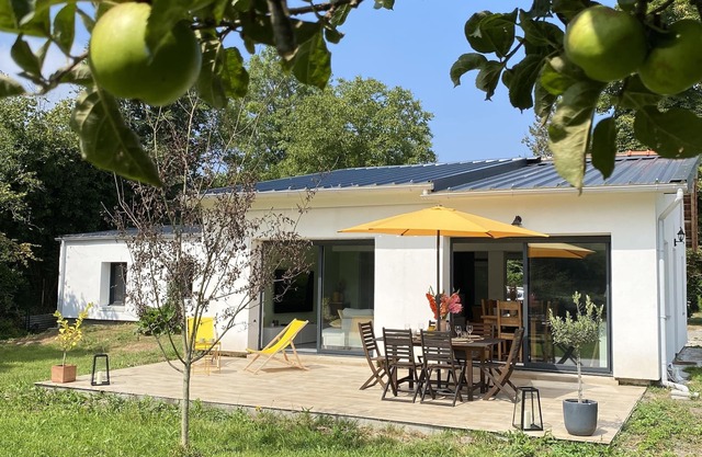 The Holiday House, a stone's throw from the sea.