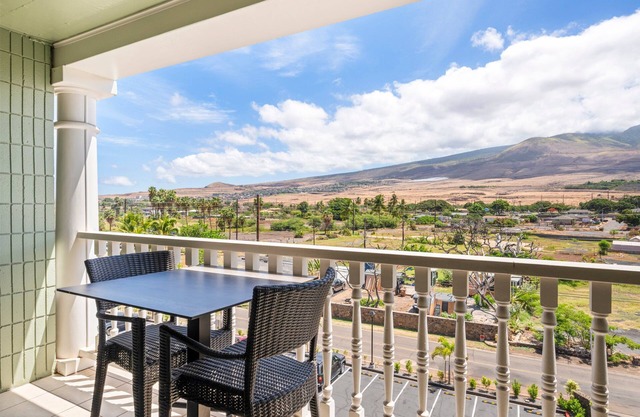 Lahaina Shores 504: West Maui Studio!