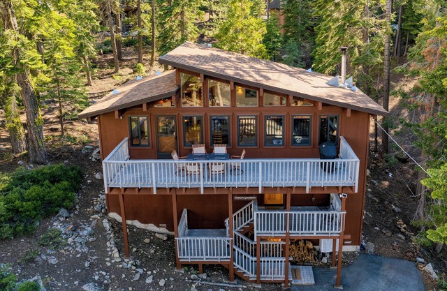 Tahoe Timber by AvantStay | Beach + Lake Access