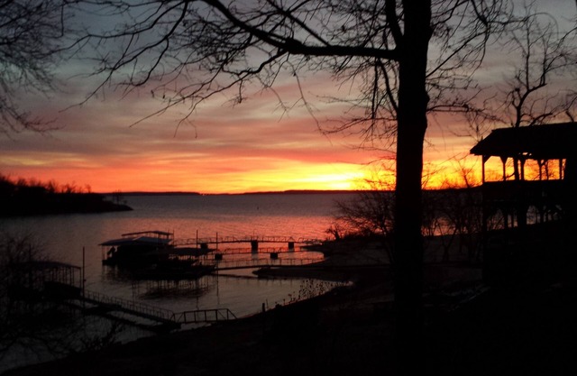 Lake Front con DOCK--