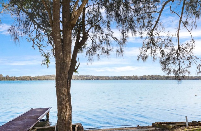 Lake Getaway - Modern 3 bedroom home positioned on the Lake