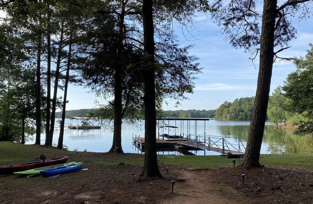 Lake Hartwell Lake House Cabin Deep Water Downtown Hartwell Lavonia Clemson