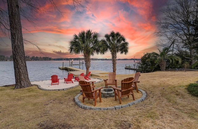 Lake Murray Oasis - 4BR/4BA w/ Pool-HotTub-GameRoom-Beach Area-Playset-Firepit!