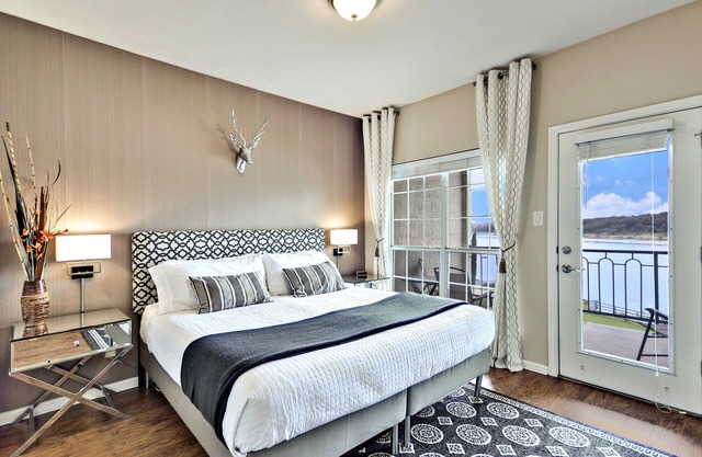 Vista al lago - Precioso condominio en la isla del lago Travis !!!