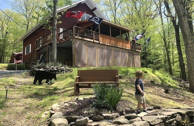 Hilltop Haven, chalet de cuatro estaciones a medida.