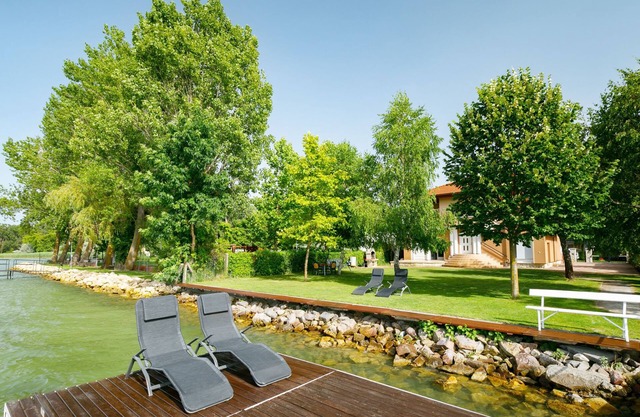 Lakefront 2 by Interhome