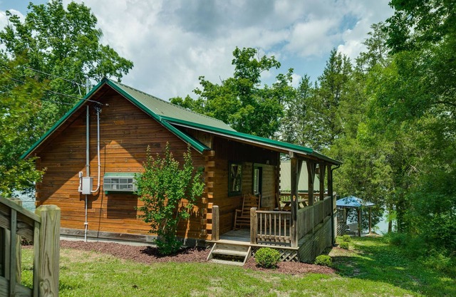 Lakeview Cabin en Marina en Dale Hollow Lake, cerca del parque estatal Standing Stone