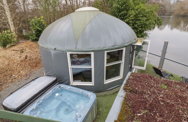 Lakeview Yurt, BECKFORD