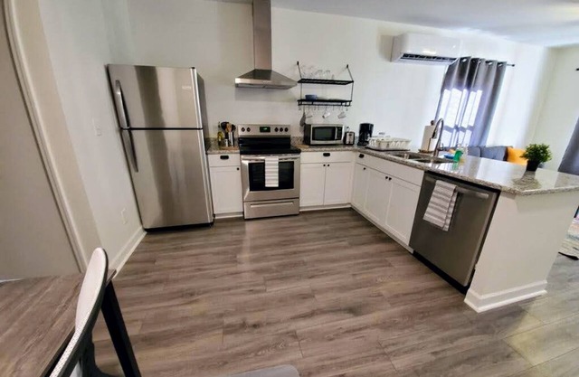 Lakewood Lyon Park Renovated Cottage Near Duke 28B
