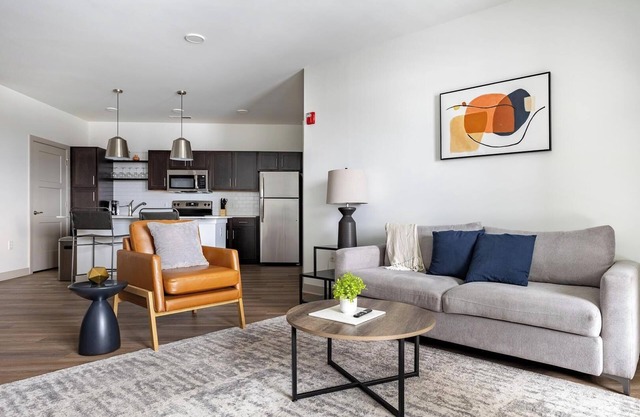 Landing | Beautiful 2BD, Pool, Rooftop Lounge