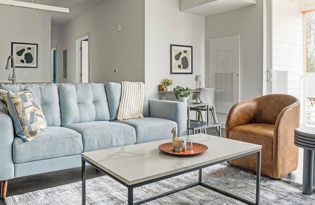 Landing at Avondale Hills - 2 Bedrooms in Avond...