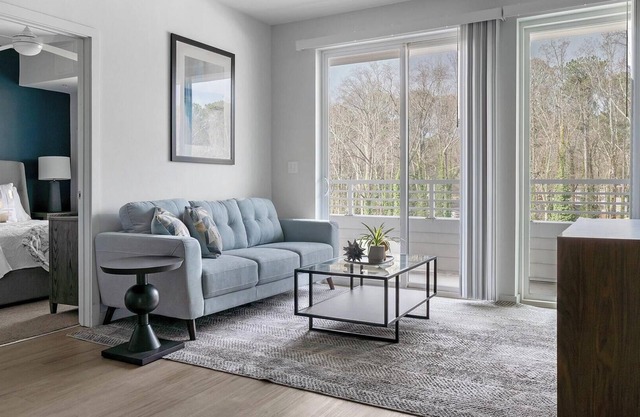 Landing at Avondale Hills - 2 Bedrooms in Avond...