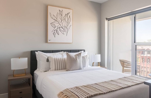Landing at Grand Flats - 1 Bedroom in Compton Heights