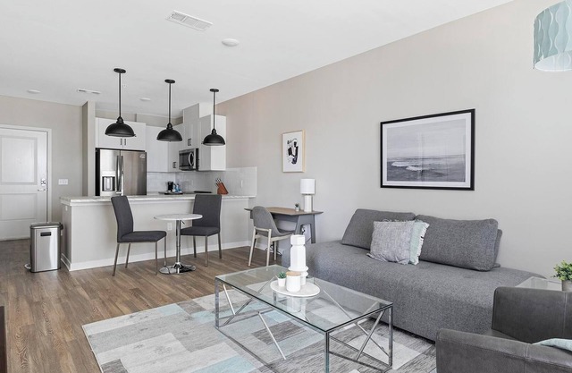 Landing at Laurel at Dry Creek - 1 Bedroom in E...