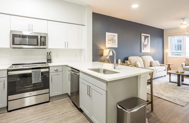 Landing at Solmar on Sixth - 1 Bedroom in Central Fort Lauderdale