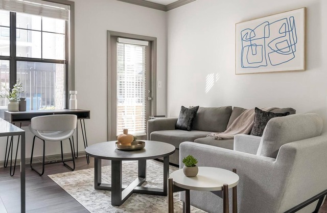 Landing | Beautiful 1BD, Courtyard, Gym