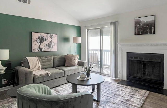 Landing | Stunning 1BD, Courtyard, Gym