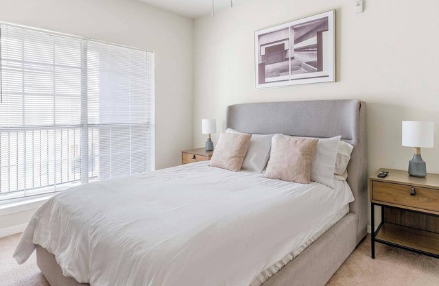Landing at Settlers Ranch - 2 Bedrooms in South...