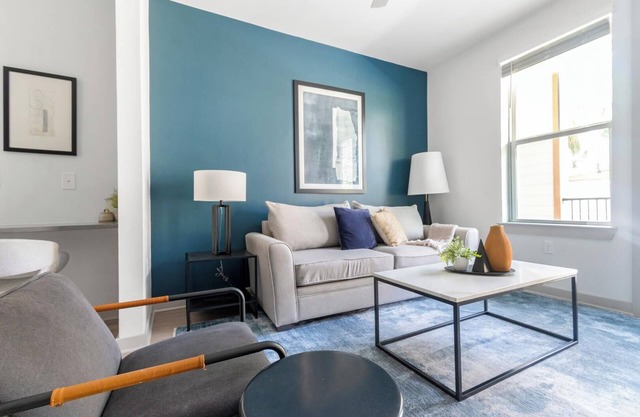 Landing | Incredible 1BD, Gym, Pool