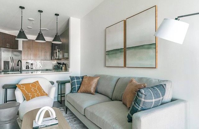 Landing | Amazing 1BD, Clubhouse, Gym