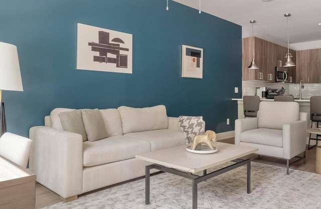Landing | Stylish 1BD, Rooftop Lounge, Pool
