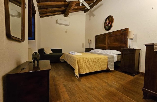 Gran y hermoso piso con vistas en casa de campo con piscina capacidad para 12 personas
